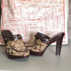Jody Signature Coach Clogs with Charm